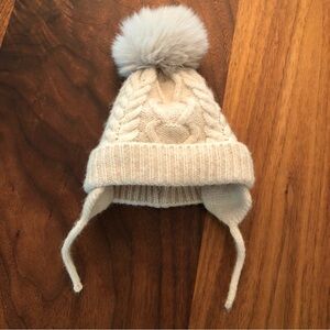 Cableknit fleece lined hat with Pom Pom 0-6M